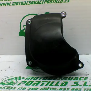 Foto de Embellecedor de tapa cárter Yamaha TRICITY 125I referencia 307-21-35638 foto 6