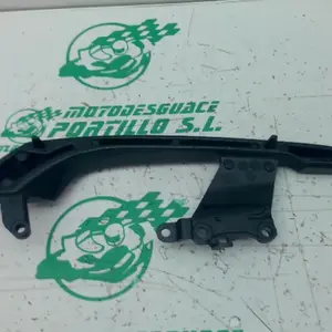 Foto de Asidero izquierdo Honda CB 500XA referencia 415-23-47816 foto 3
