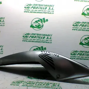 Foto de Carcasa delantera derecha Honda CBF 125 M referencia 166-22-34858 foto 3