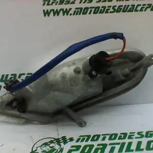Foto de Intermitente trasero izquierdo Kymco Grand dink 125 referencia 166-20-36171 foto 9