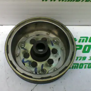 Foto de Plato magnetico Honda LEAD 100 referencia 136-17-32290 foto 9
