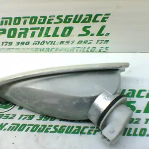 Foto de Intermitente delantero izquierdo Vespa LX 50 2T referencia 321-20-28505 foto 4