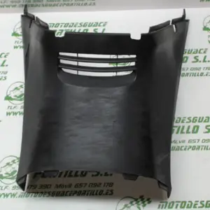 Foto de Carcasa bajo asiento Suzuki Burgman 250 i referencia 178-16-1906
