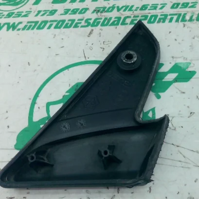 Foto de Reposapies trasero derecho Vespa LX 125 referencia 448-23-47079