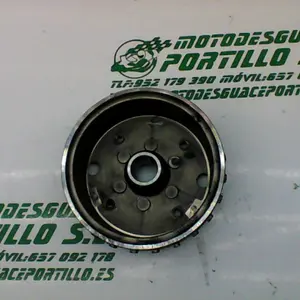 Foto de Plato magnetico Sym JET 14 125 referencia 23-19-17141 foto 1