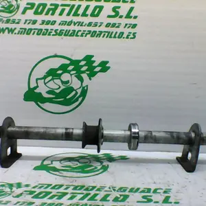 Foto de Eje de rueda trasera Suzuki gsx 750 f referencia 165-22-37242