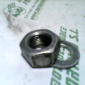 Foto de Tuerca del variador Honda Forza 250 referencia 37-17-3999