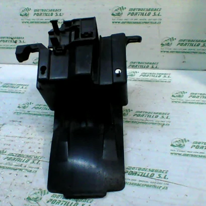 Foto de Caja batería Suzuki GLADIUS SFV 650 I referencia 202-18-16052