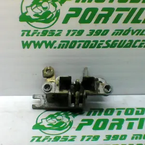 Foto de Cerradura del asiento Kymco Agility city 125 referencia 17-19-39618 foto 22