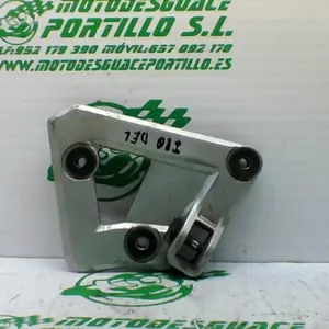 Foto de Estribera delantera izquierda Suzuki gsx 750 f referencia 165-22-37247 foto 3