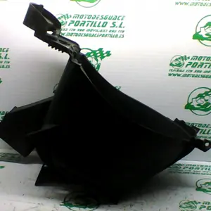 Foto de Porta-casco Yamaha axis cosmos 50 referencia 199-19-39251 foto 4