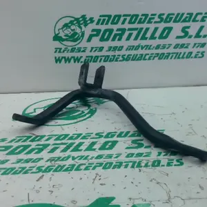 Foto de Estribera trasera izquierda Honda PS 125 referencia 106-24-47713 foto 2
