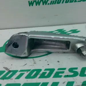 Foto de Reposapies delantero derecho BMW K1200R referencia 332-23-45393 foto 1