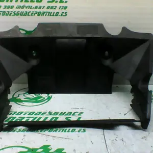 Foto de Protector de radiador Yamaha X MAX 125 referencia 304-21-31484 foto 2
