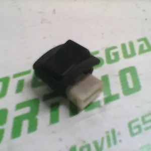 Foto de Interruptor de luz larga/corta Yamaha Neos 50 referencia 70-22-34209 foto 1