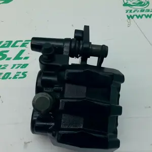 Foto de Pinza de freno delantera Benelli MACIS referencia 324-22-39795 foto 4