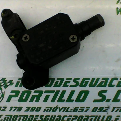 Foto de Bomba de freno delantero Piaggio X8 200 referencia 264-18-18428