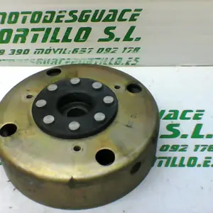 Foto de Plato magnetico Vespa LX 50 2T referencia 321-20-28525 foto 4