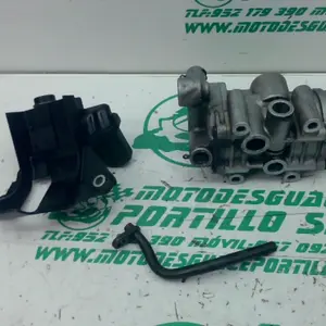 Foto de Bomba de aceite BMW K1200R referencia 332-23-45510 foto 2