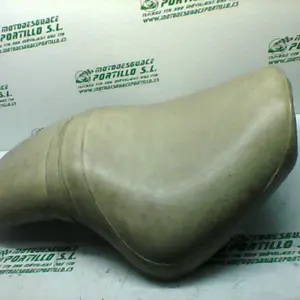 Foto de Asiento Kymco VENOX 250 referencia 154-19-20786 foto 6
