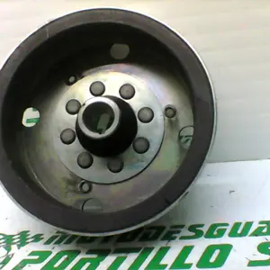 Foto de Plato magnetico Piaggio ZIP H2O 2T 3 50 referencia 72-20-25695 foto 3