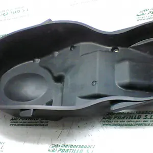 Foto de Porta-casco Yamaha XMAX 250 referencia 431-21-32650 foto 8