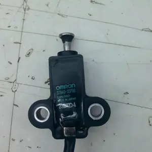 Foto de Sensor de patilla lateral Suzuki RV 125 referencia 146-23-44923 foto 2