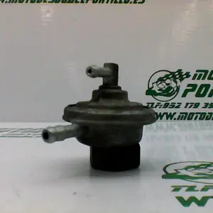 Foto de Grifo gasolina Peugeot Tweet 50 4T referencia 164-23-45623 foto 6