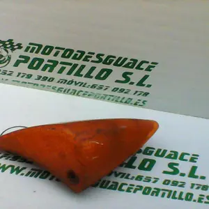 Foto de Intermitente delantero izquierdo Peugeot Speedfight 1 50 referencia 109-18-23345 foto 8