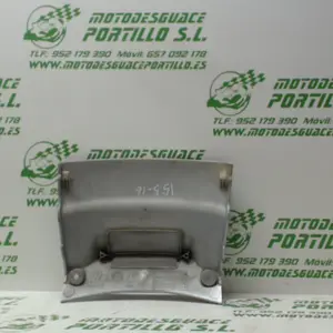 Foto de Carcasa luz portamatricula Piaggio X8 125 referencia 177-16-19315 foto 7