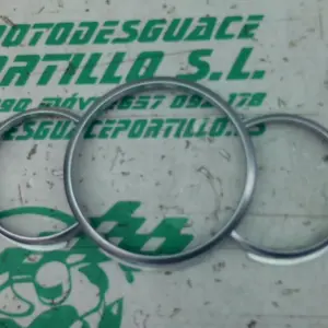 Foto de Embellecedor cuentakilómetros Piaggio BEVERLY 350I referencia 252-23-45883 foto 3