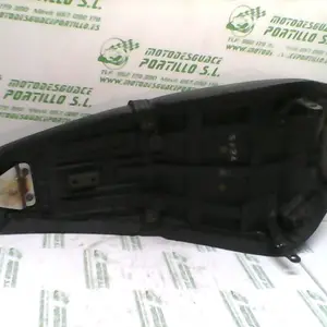 Foto de Asiento Kymco VENOX 250 referencia 154-19-20786 foto 2