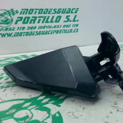 Foto de Reposapies trasero izquierdo Kymco PEOPLE S 125 referencia 369-23-46743