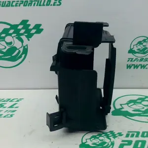 Foto de Caja batería Honda Dylan 125 referencia 80-23-44267 foto 14