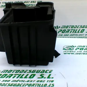 Foto de Caja batería Yamaha Cygnus x 125 referencia 256-19-22836 foto 4