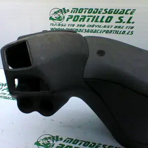 Foto de Embellecedor del manillar Piaggio X8 125 referencia 295-20-37710 foto 13