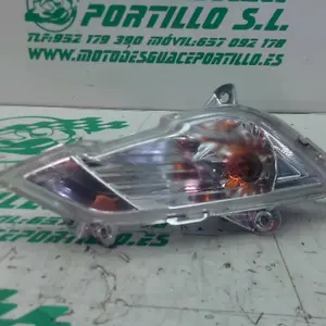 Foto de Intermitente delantero derecho Peugeot Tweet 50 4T referencia 92-23-45773 foto 7