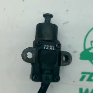 Foto de Sensor de asiento Suzuki BURGMAN 200 I referencia 423-22-44599 foto 3