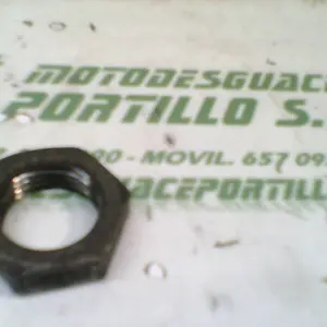 Foto de Tuerca del variador Suzuki Burgman 125 referencia 90-16-9868