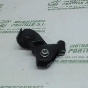 Foto de Soporte de maneta trasera Peugeot SV 125 2T referencia 57-16-8355
