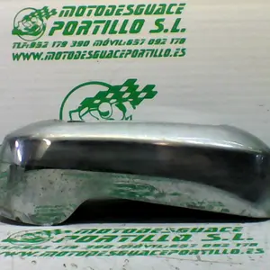 Foto de Embellecedor chasis izquierdo Hyosung Aquila 250 referencia 141-22-36093 foto 2