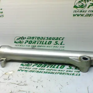 Foto de Barra horquilla derecha Honda S-wing 125 referencia 241-19-22752 foto 6