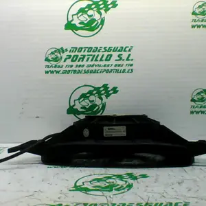 Foto de Ventilador del radiador BMW K1200R referencia 133-20-38552 foto 3