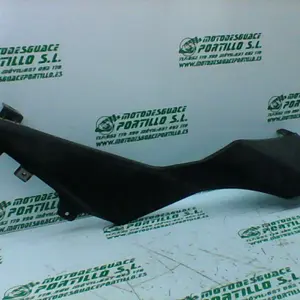 Foto de Embellecedor chasis derecho Derbi GPR 50 referencia 136-19-21588 foto 2