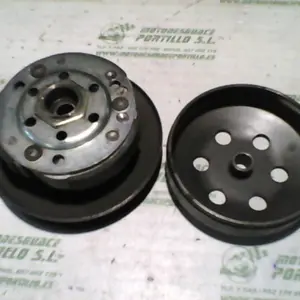 Foto de Embrague Piaggio Liberty 50 4T referencia 67-16-753