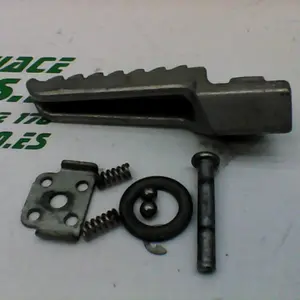 Foto de Reposapies trasero derecho Kawasaki versys 650 referencia 7-16-18589 foto 1