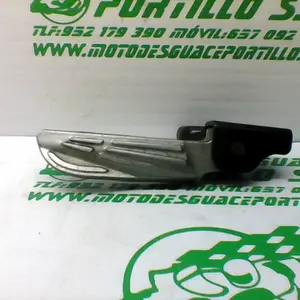 Foto de Reposapies trasero derecho Peugeot TWEET 125 15-18 referencia 244-20-26739 foto 4