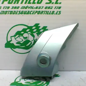 Foto de Embellecedor de cabezón izquierdo Aprilia Area 51 referencia 54-20-35893 foto 5