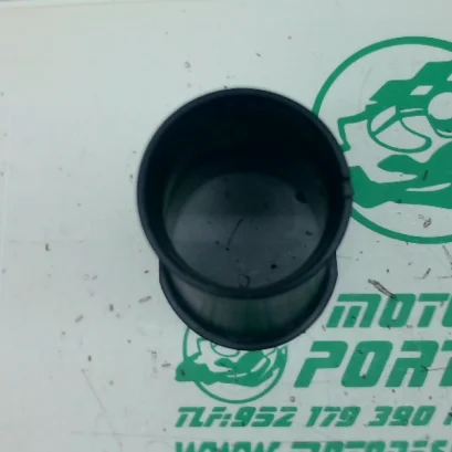 Foto de Tubo de entrada de aire BMW K1200R referencia 332-23-45282