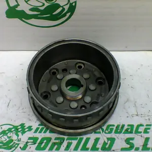 Foto de Plato magnetico Piaggio MP3 250 RL referencia 397-21-40272 foto 3